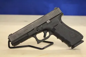 **POLICE TRADE** GLOCK 22 GEN4 .40 S&W (ONE MAG)