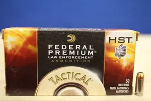 **POLICE TRADE** FEDERAL HST 40S&W 180 GR JHP