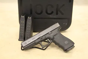 **POLICE TRADE** GLOCK 21 GEN4 .45 ACP w/ 3 MAGS & CASE